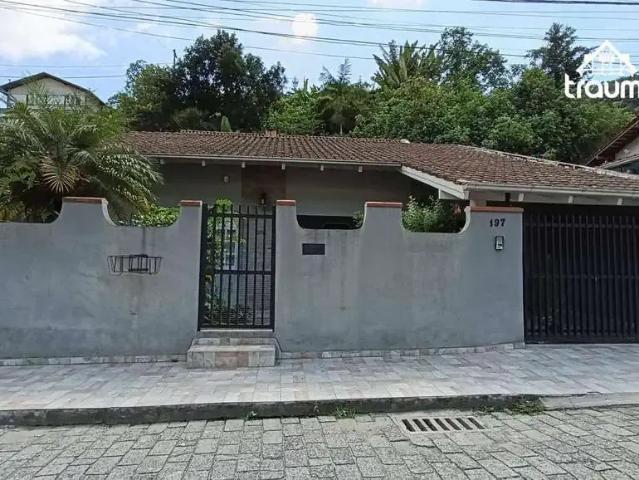Casa / Sobrado para Venda em Blumenau/SC Garcia 3 Quartos