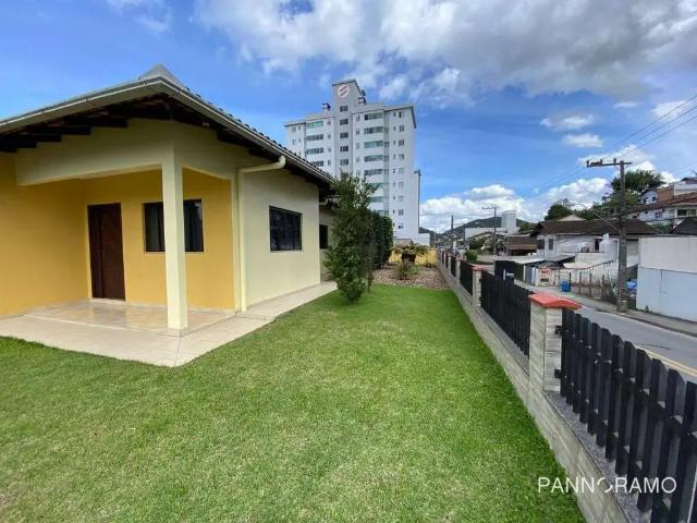 Casa / Sobrado para Venda em Blumenau/SC Itoupava Norte 2 Quartos