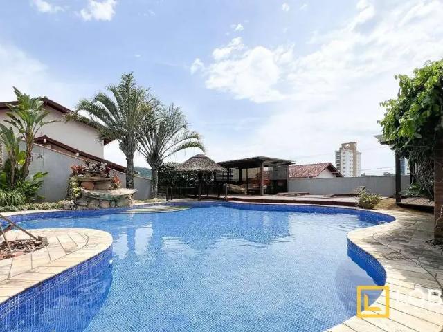 Casa / Sobrado para Venda em Blumenau/SC Itoupava Norte 4 Quartos