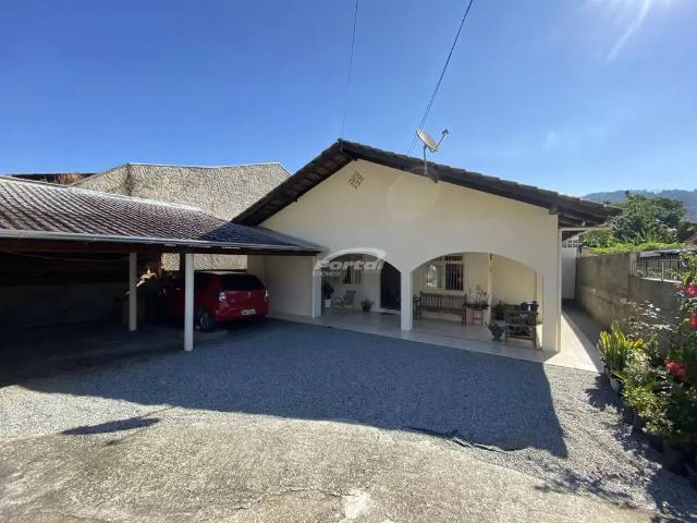 Casa / Sobrado para Venda em Blumenau/SC Itoupava Central 3 Quartos