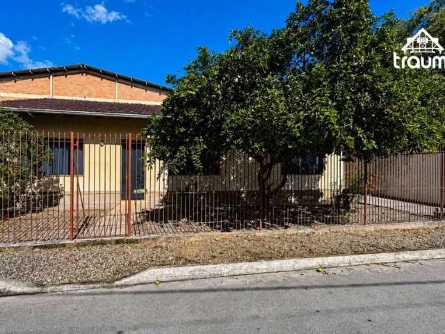 Casa / Sobrado para Venda em Blumenau/SC Itoupava Central 4 Quartos