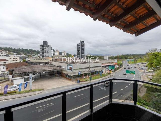 Casa / Sobrado para Venda em Blumenau/SC Itoupava Seca 4 Quartos