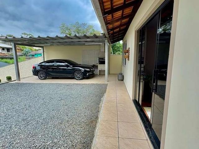 Casa / Sobrado para Venda em Blumenau/SC Itoupavazinha 3 Quartos