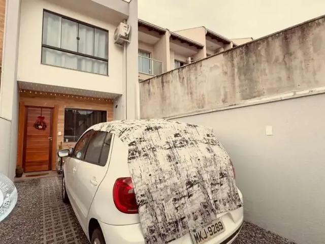 Casa / Sobrado para Venda em Blumenau/SC Itoupavazinha 2 Quartos