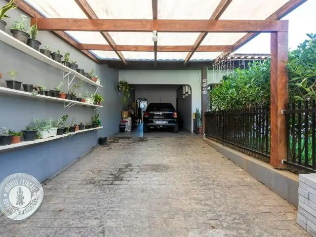 Casa / Sobrado para Venda em Blumenau/SC Passo Manso 3 Quartos