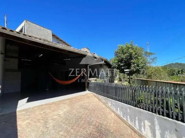 Casa / Sobrado para Venda em Blumenau/SC Passo Manso 4 Quartos
