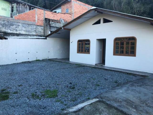 Casa / Sobrado para Venda em Blumenau/SC Ponta Aguda 4 Quartos