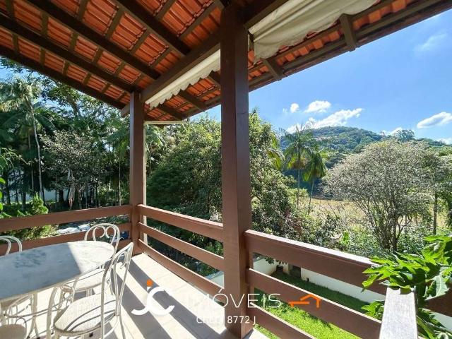 Casa / Sobrado para Venda em Blumenau/SC Ponta Aguda 5 Quartos