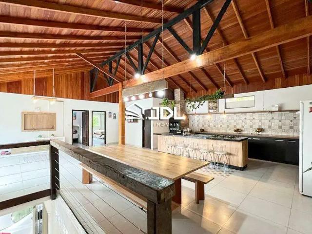 Casa / Sobrado para Venda em Blumenau/SC Ponta Aguda 9 Quartos