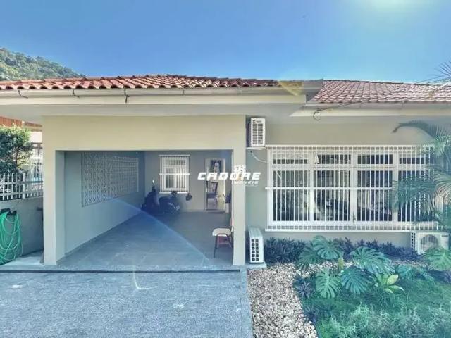 Casa / Sobrado para Venda em Blumenau/SC Progresso 5 Quartos
