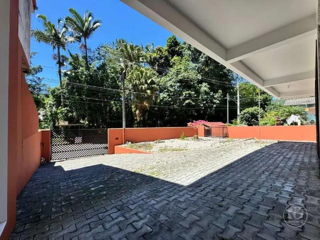 Casa / Sobrado para Venda em Blumenau/SC Progresso 5 Quartos