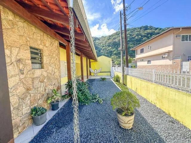Casa / Sobrado para Venda em Blumenau/SC Progresso 3 Quartos
