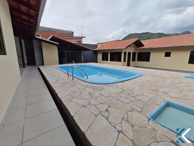 Casa / Sobrado para Venda em Blumenau/SC Progresso 3 Quartos