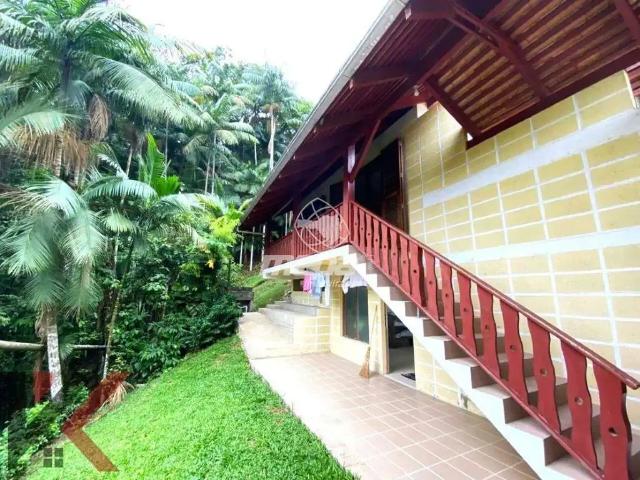 Casa / Sobrado para Venda em Blumenau/SC Progresso 3 Quartos