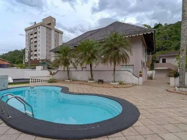 Casa / Sobrado para Venda em Blumenau/SC Ribeirão Fresco 4 Quartos
