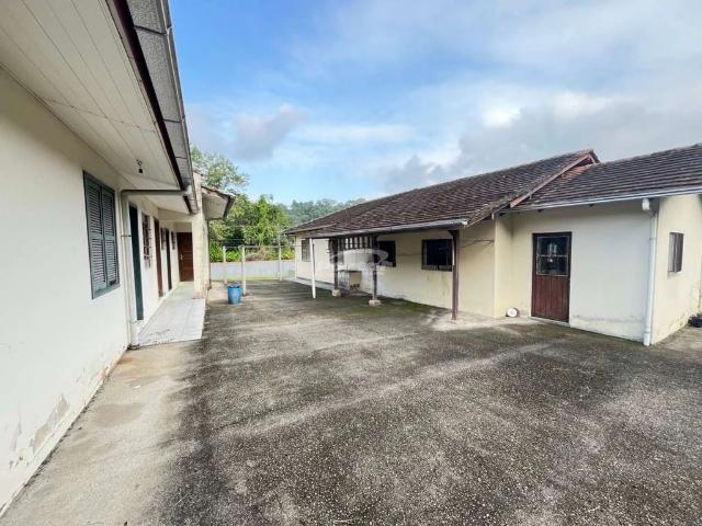 Casa / Sobrado para Venda em Blumenau/SC Salto do Norte 4 Quartos