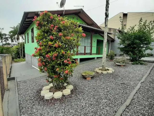 Casa / Sobrado para Venda em Blumenau/SC Salto Weissbach 3 Quartos