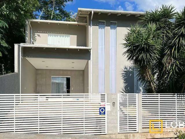 Casa / Sobrado para Venda em Blumenau/SC Salto 3 Quartos
