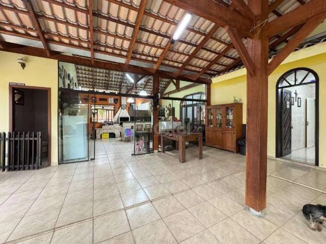Casa / Sobrado para Venda em Blumenau/SC Salto 3 Quartos