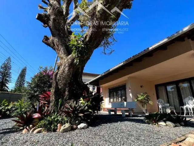 Casa / Sobrado para Venda em Blumenau/SC Testo Salto 4 Quartos