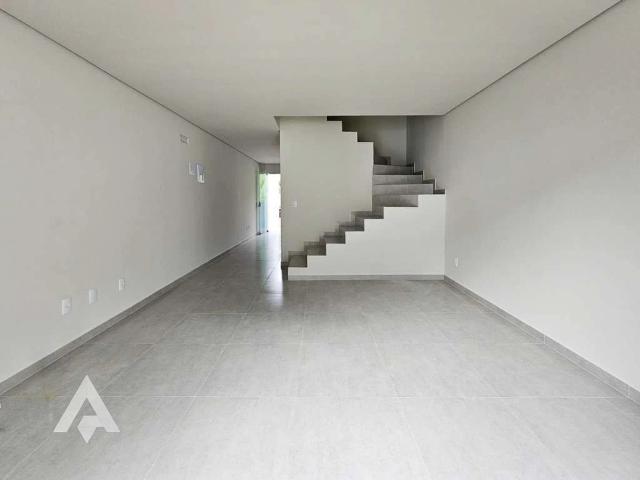 Casa / Sobrado para Venda em Blumenau/SC Tribess 2 Quartos