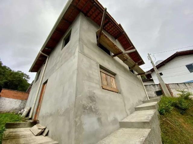 Casa / Sobrado para Venda em Blumenau/SC Valparaíso 2 Quartos
