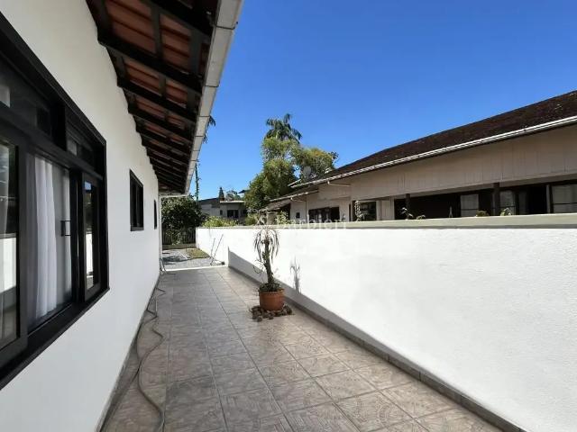 Casa / Sobrado para Venda em Blumenau/SC Valparaíso 4 Quartos