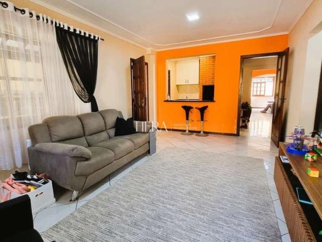 Casa / Sobrado para Venda em Blumenau/SC Valparaíso 5 Quartos