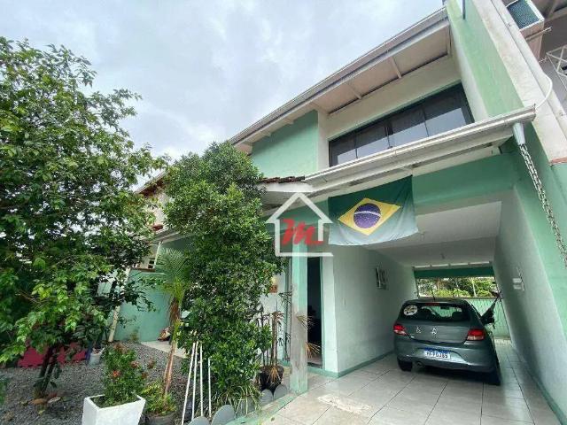 Casa / Sobrado para Venda em Blumenau/SC Velha Central 3 Quartos