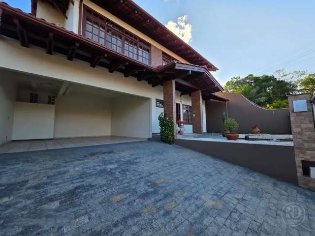 Casa / Sobrado para Venda em Blumenau/SC Velha Central 3 Quartos