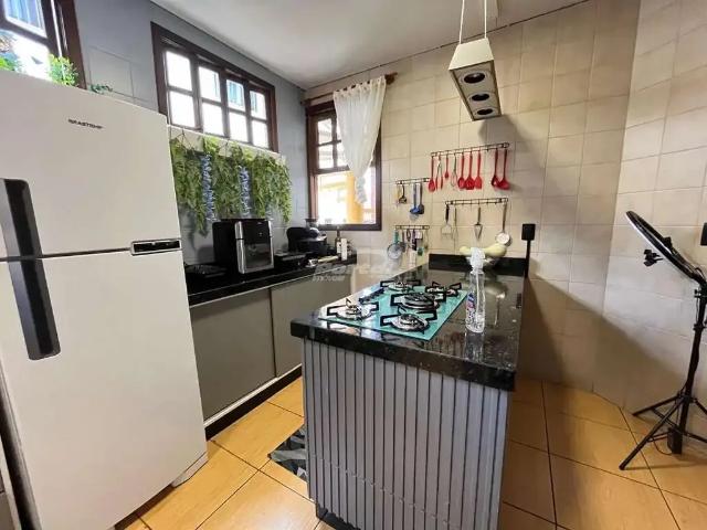 Casa / Sobrado para Venda em Blumenau/SC Velha Central 5 Quartos