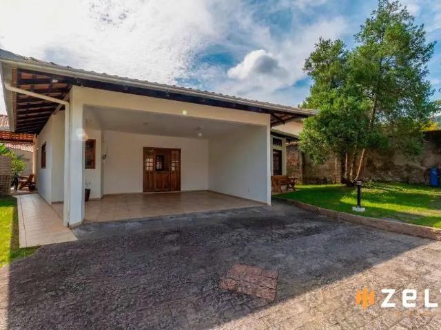 Casa / Sobrado para Venda em Blumenau/SC Velha 3 Quartos