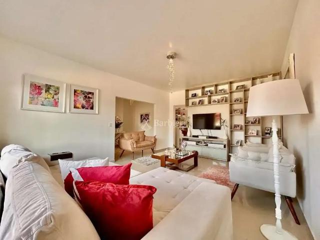 Casa / Sobrado para Venda em Blumenau/SC Velha 3 Quartos