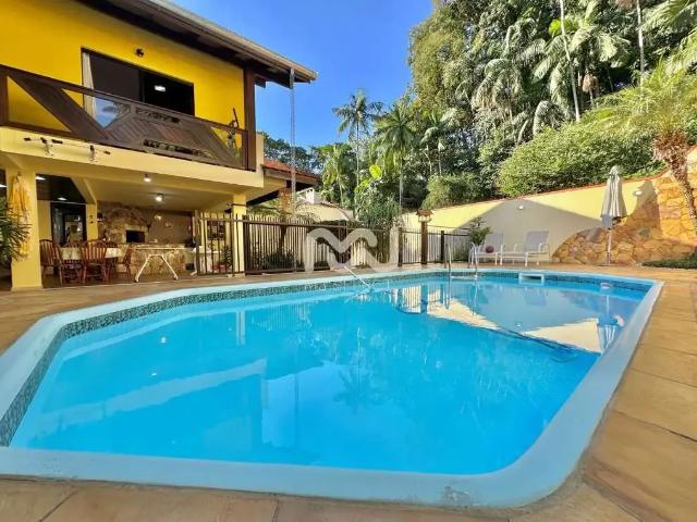 Casa / Sobrado para Venda em Blumenau/SC Velha 3 Quartos
