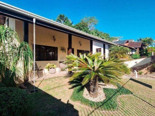 Casa / Sobrado para Venda em Blumenau/SC Velha 3 Quartos