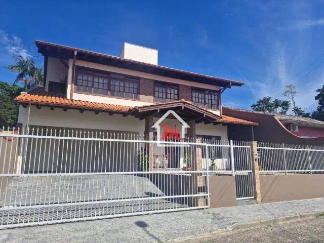 Casa / Sobrado para Venda em Blumenau/SC Velha 3 Quartos