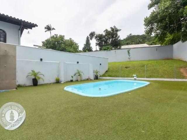 Casa / Sobrado para Venda em Blumenau/SC Velha 3 Quartos
