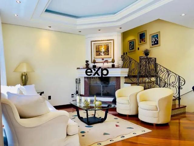 Casa / Sobrado para Venda em Blumenau/SC Velha 4 Quartos