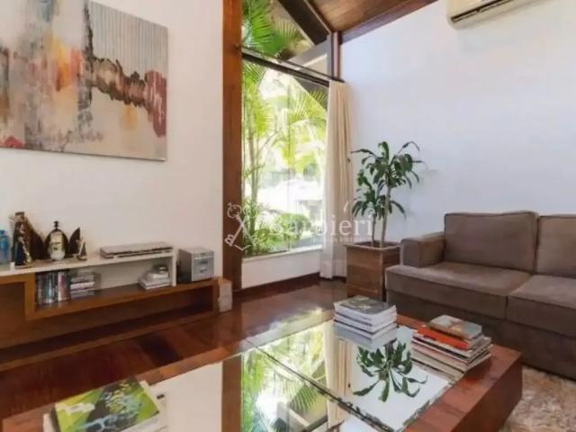 Casa / Sobrado para Venda em Blumenau/SC Velha 4 Quartos