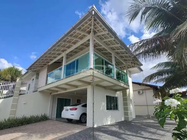 Casa / Sobrado para Venda em Blumenau/SC Velha 4 Quartos