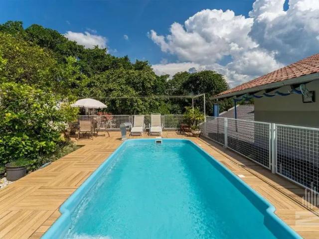 Casa / Sobrado para Venda em Blumenau/SC Velha 4 Quartos