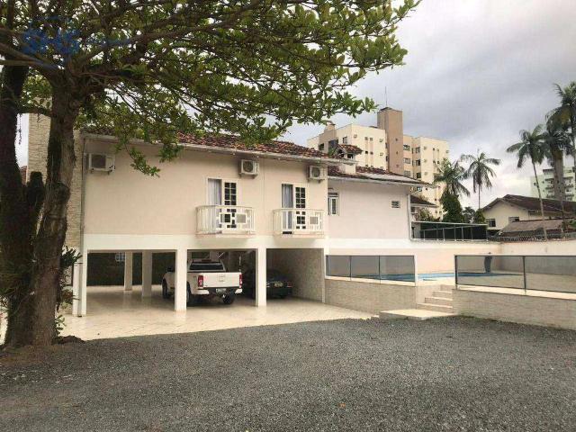 Casa / Sobrado para Venda em Blumenau/SC Velha 4 Quartos
