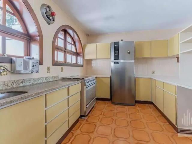 Casa / Sobrado para Venda em Blumenau/SC Velha 5 Quartos