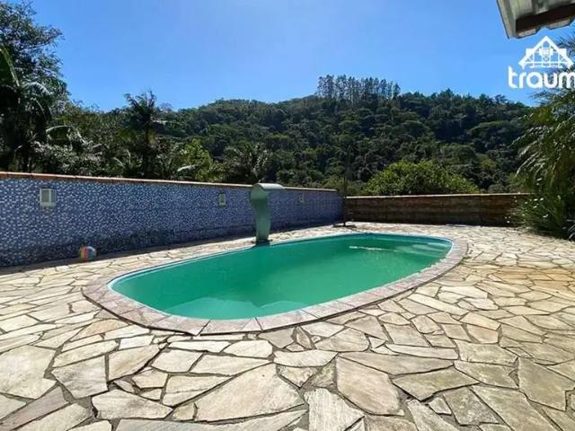 Casa / Sobrado para Venda em Blumenau/SC Vila Itoupava 5 Quartos