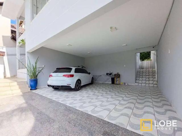 Casa / Sobrado para Venda em Blumenau/SC Vila Nova 4 Quartos