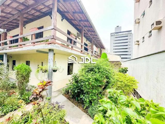 Casa / Sobrado para Venda em Blumenau/SC Vila Nova 5 Quartos