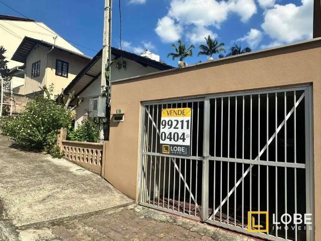 Casa / Sobrado para Venda em Blumenau/SC Vila Nova 3 Quartos