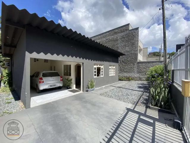 Casa / Sobrado para Venda em Blumenau/SC Vila Nova 3 Quartos