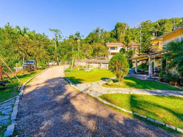 Casa / Sobrado para Venda em Blumenau/SC Vorstadt 4 Quartos