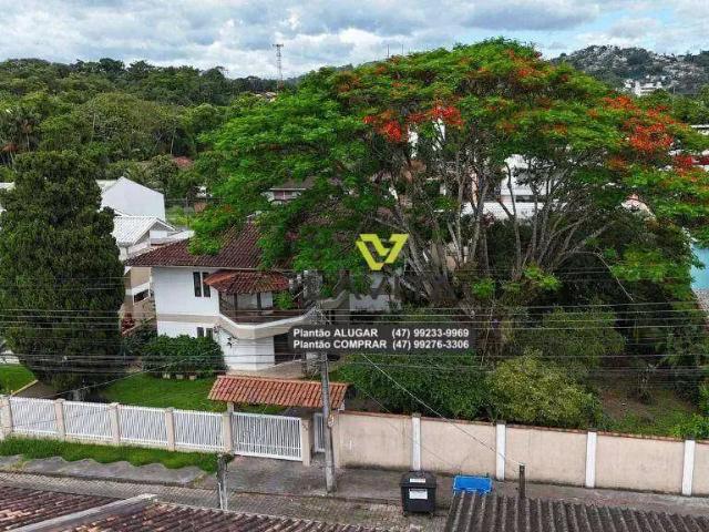 Casa / Sobrado para Venda em Blumenau/SC Vorstadt 5 Quartos